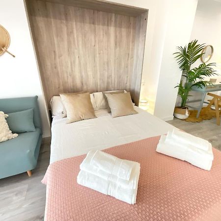 Cs6 Kaleria Suites 알메리아 외부 사진