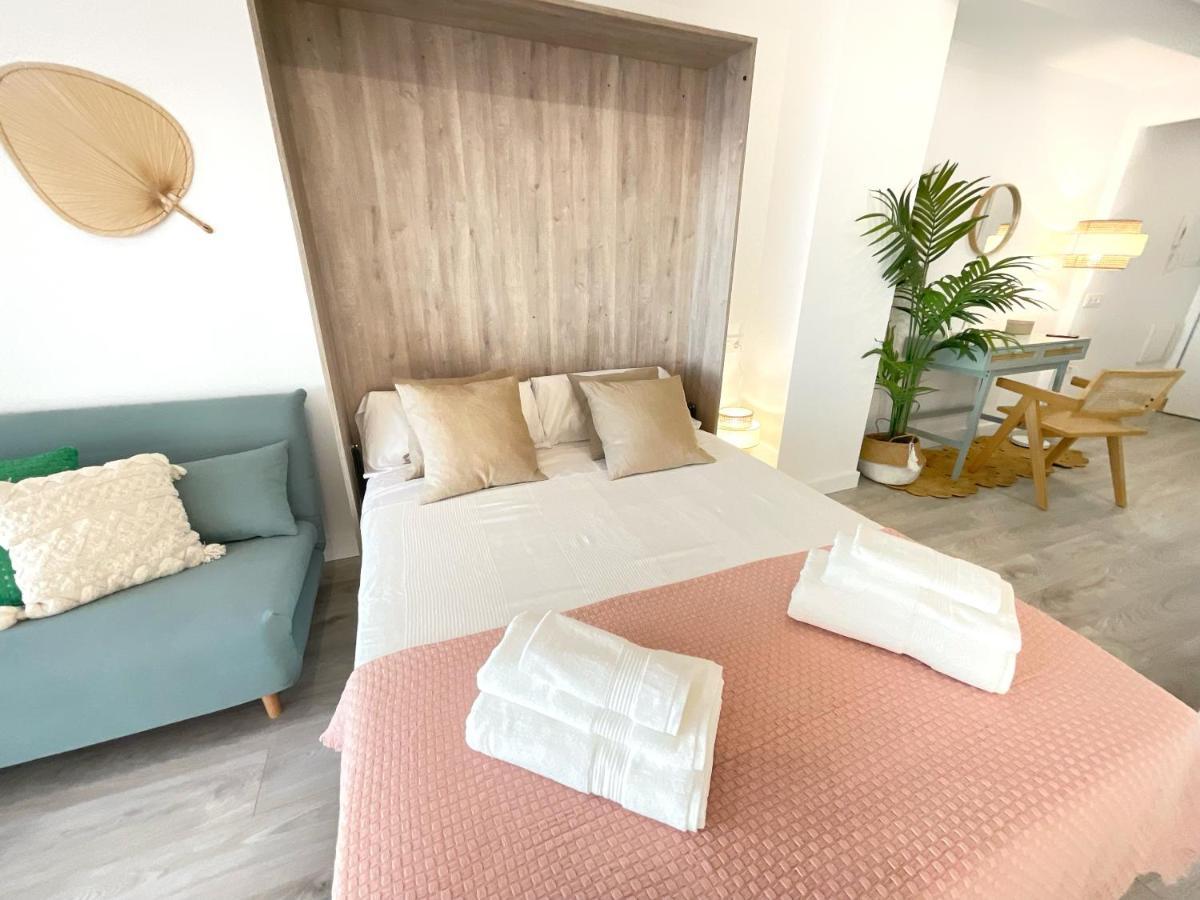 Cs6 Kaleria Suites 알메리아 외부 사진